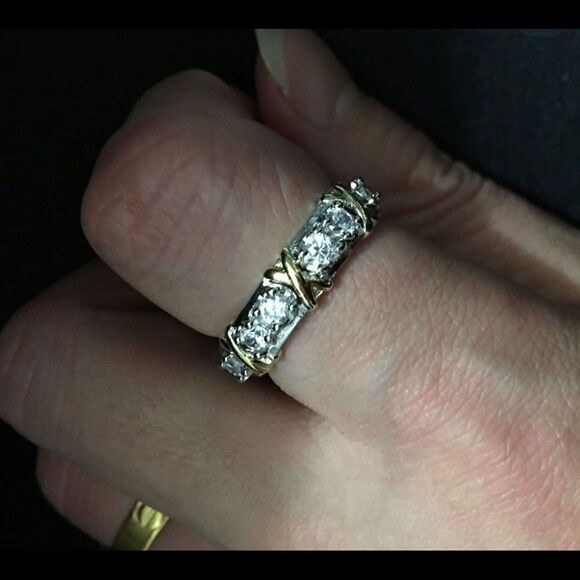 Two Tone X O Eternity wedding Band Ring - Picture 4 of 4